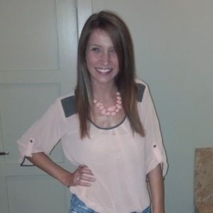 Meet your Posher, Anna